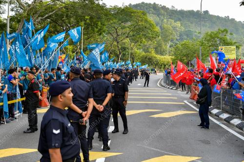PENAMAAN CALON PRN KE-15