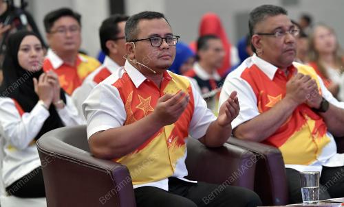 DATUK SERI AMIRUDIN SHARI