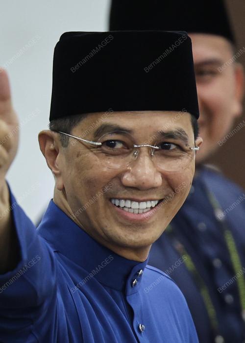 DATUK SERI MOHAMED AZMIN ALI