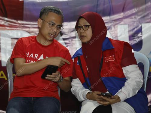 FAHMI FADZIL