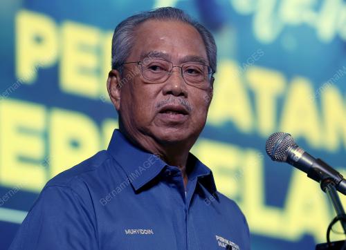 TAN SRI MUHYIDDIN YASSIN