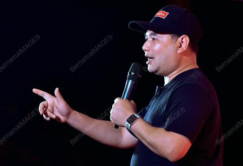 RAFIZI RAMLI