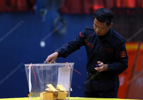 UNDI AWAL-POLIS