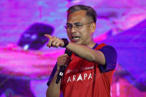 FAHMI FADZIL