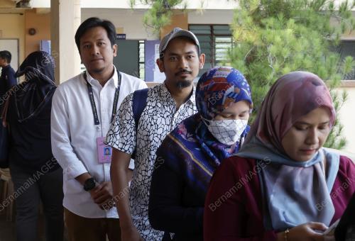 MOHD NAJWAN HALIMI