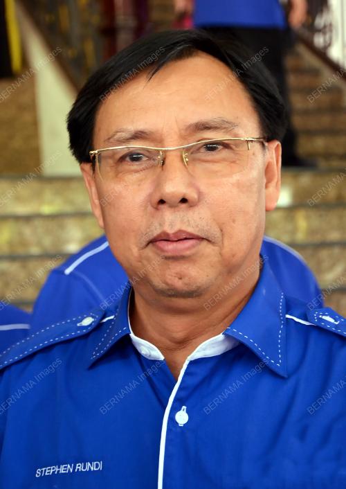 DATUK SERI DR STEPHEN RUNDI UTOM