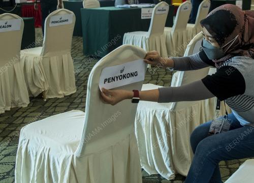 PERSEDIAAN PUSAT PENAMAAN CALON PRN SARAWAK