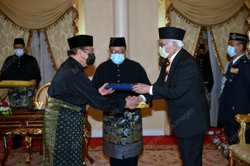 TAN SRI ABANG JOHARI TUN OPENG