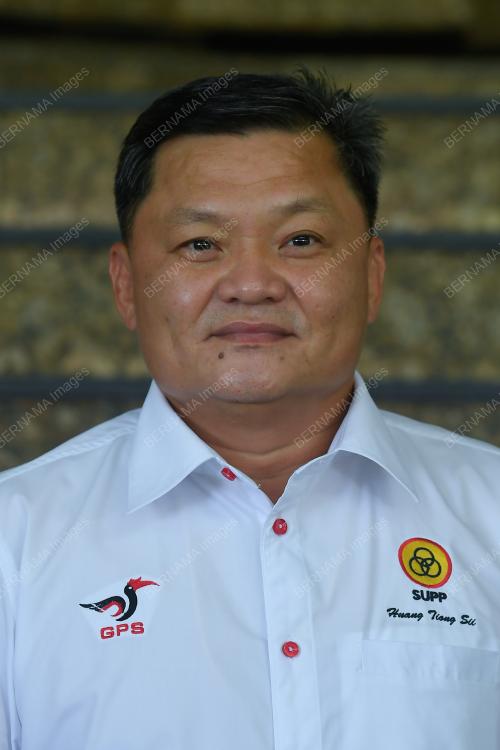 DATUK SERI HUANG TIONG SII