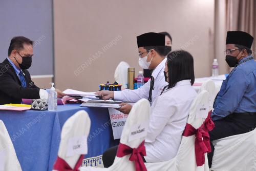 PRNSK76_06122021_PENAMAAN_CALON