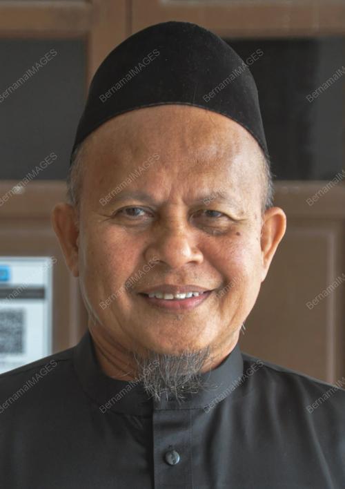 CHE HARUN KAMARIAH