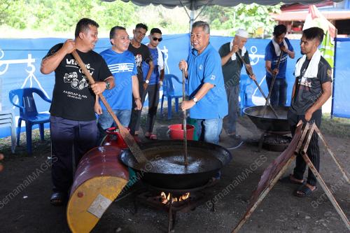 DATUK SERI AHMAD SAID