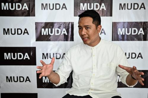 LUQMAN LONG