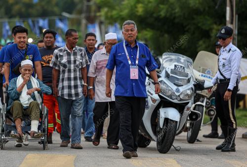 DATUK SERI AHMAD SAID