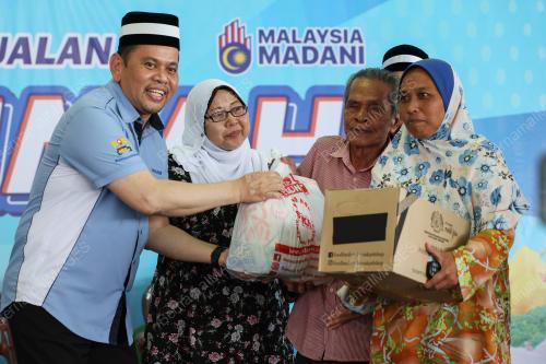 FUZIAH SALLEH