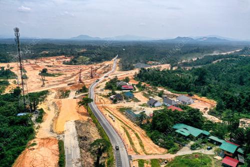 PROJEK LALUAN REL PANTAI TIMUR (ECRL)