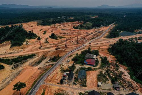 PROJEK LALUAN REL PANTAI TIMUR (ECRL)