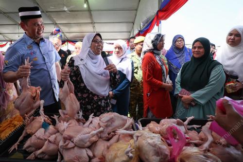FUZIAH SALLEH