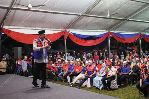DATUK SERI ANWAR IBRAHIM