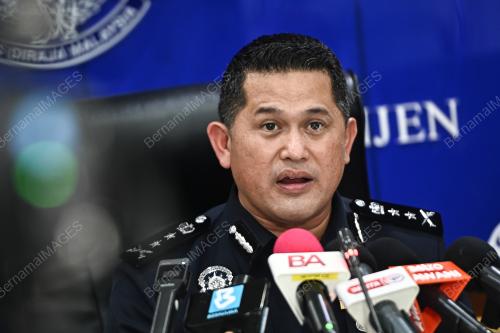 DATUK MAZLI MAZLAN