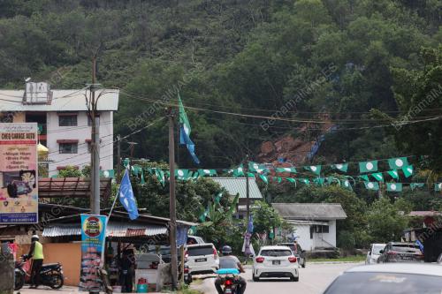 TANAH RUNTUH