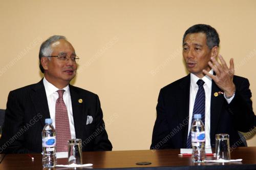 MOHD NAJIB TUN ABDUL RAZAK
