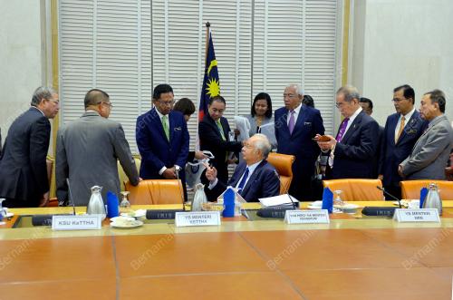 DATUK SERI NAJIB TUN RAZAK