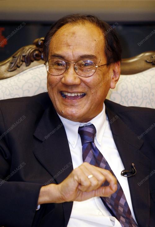 ZAKI TUN AZMI