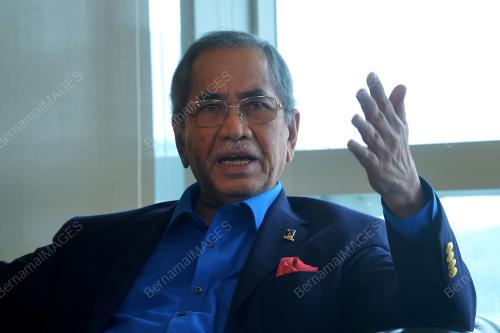 DATUK SERI DR WAN JUNAIDI TUANKU JAAFAR