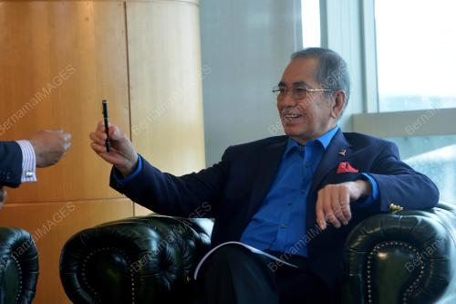 DATUK SERI DR WAN JUNAIDI TUANKU JAAFAR
