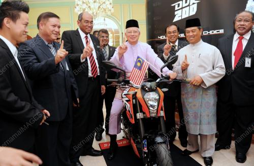 DATUK SERI NAJIB TUN RAZAK