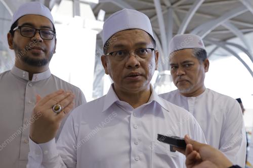 DATUK DR MOHD NA'IM MOKHTAR