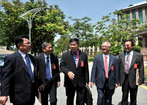 PTJ01_01042013_DONG_ZONG