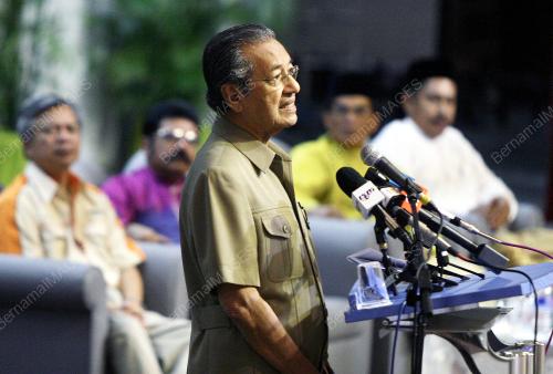 MAHATHIR MOHAMAD