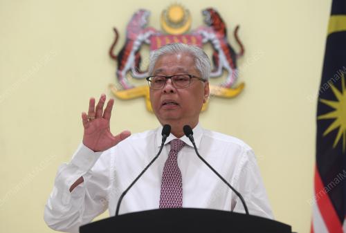 DATUK SERI ISMAIL SABRI YAAKOB