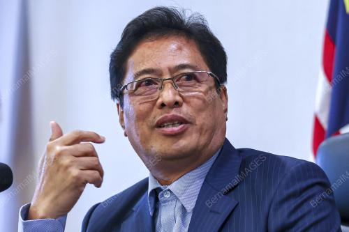 TAN SRI AZAM BAKI