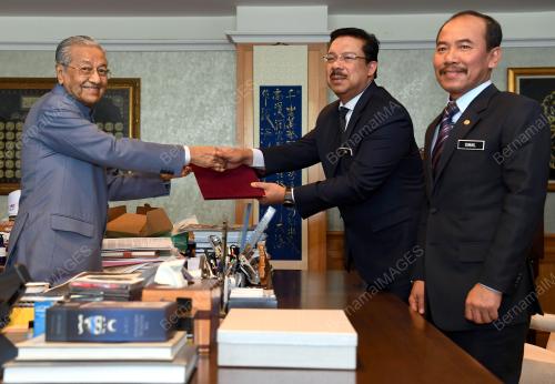 TUN DR MAHATHIR MOHAMAD