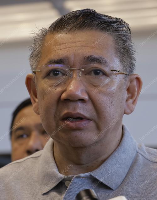 DATUK SERI SALAHUDDIN AYUB