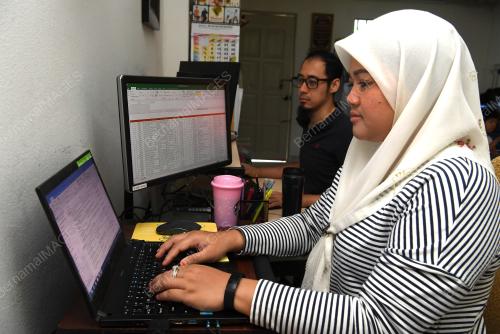 TINJAUAN BEKERJA DARI RUMAH