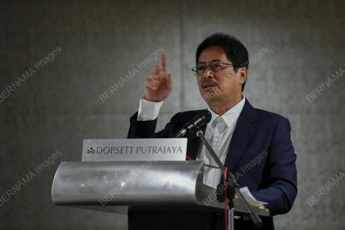 TAN SRI AZAM BAKI