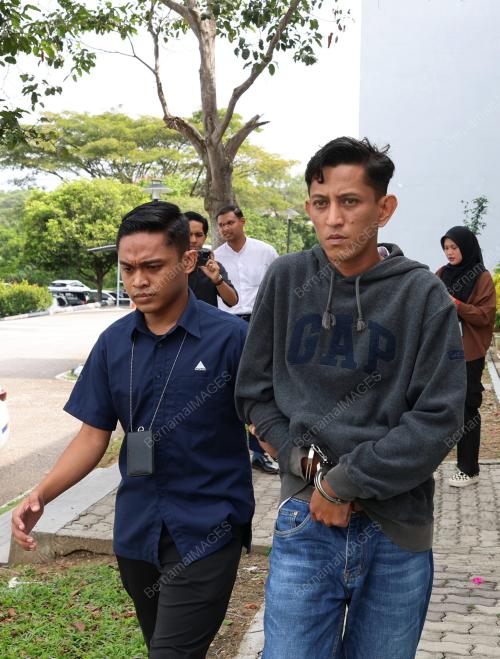 MAHKAMAH KOMEN JELIK