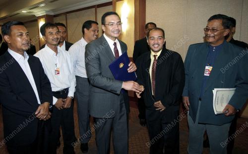 HISHAMMUDDIN TUN HUSSEIN