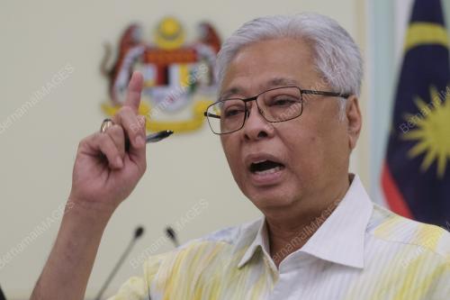 DATUK SERI ISMAIL SABRI YAAKOB