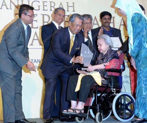 PTJ01_03102012_ANUGERAH