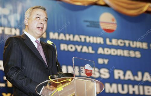 RAJA DR NAZRIN SHAH