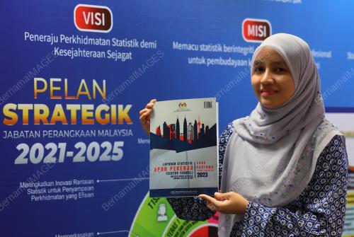 LAPORAN STATISTIK UPAH PEKERJA 2023