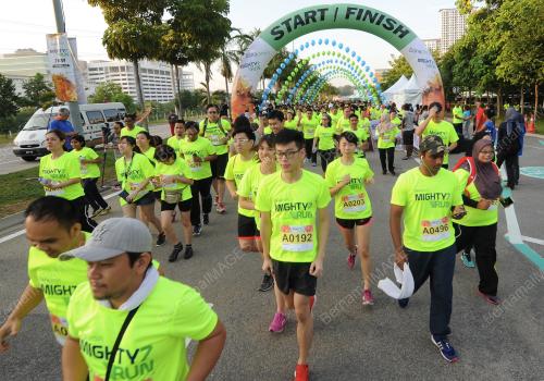 PTJ01_04092016_MIGHTY7_RUN