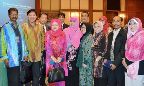 PTJ01_04102012_MEDIA