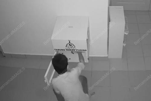PECAH TABUNG SURAU