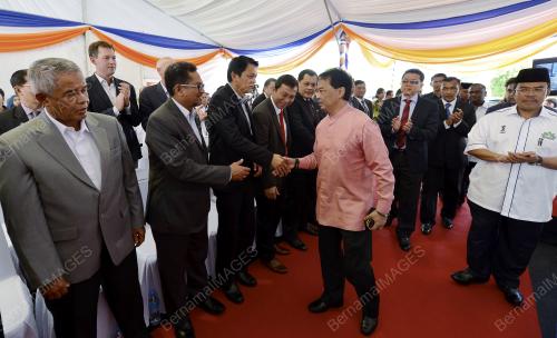 PTJ01_05022015_AFF